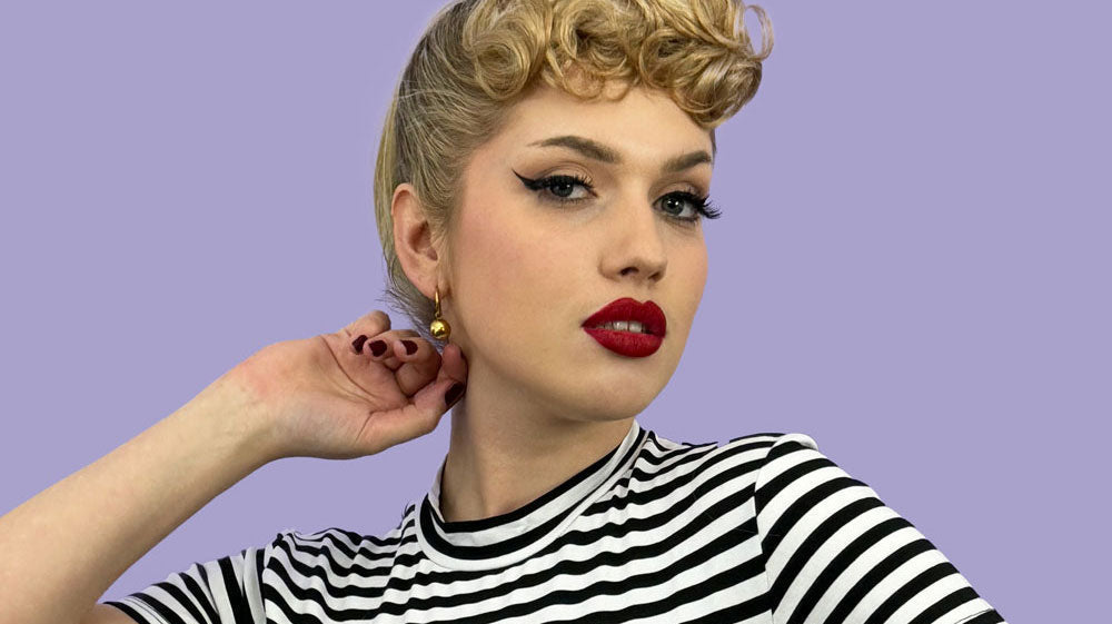 Curly Bangs: A Playful Twist in Hair Fashion