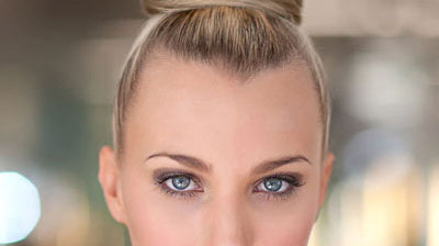 7 Ways to Wear a Clip-In Hair Bun