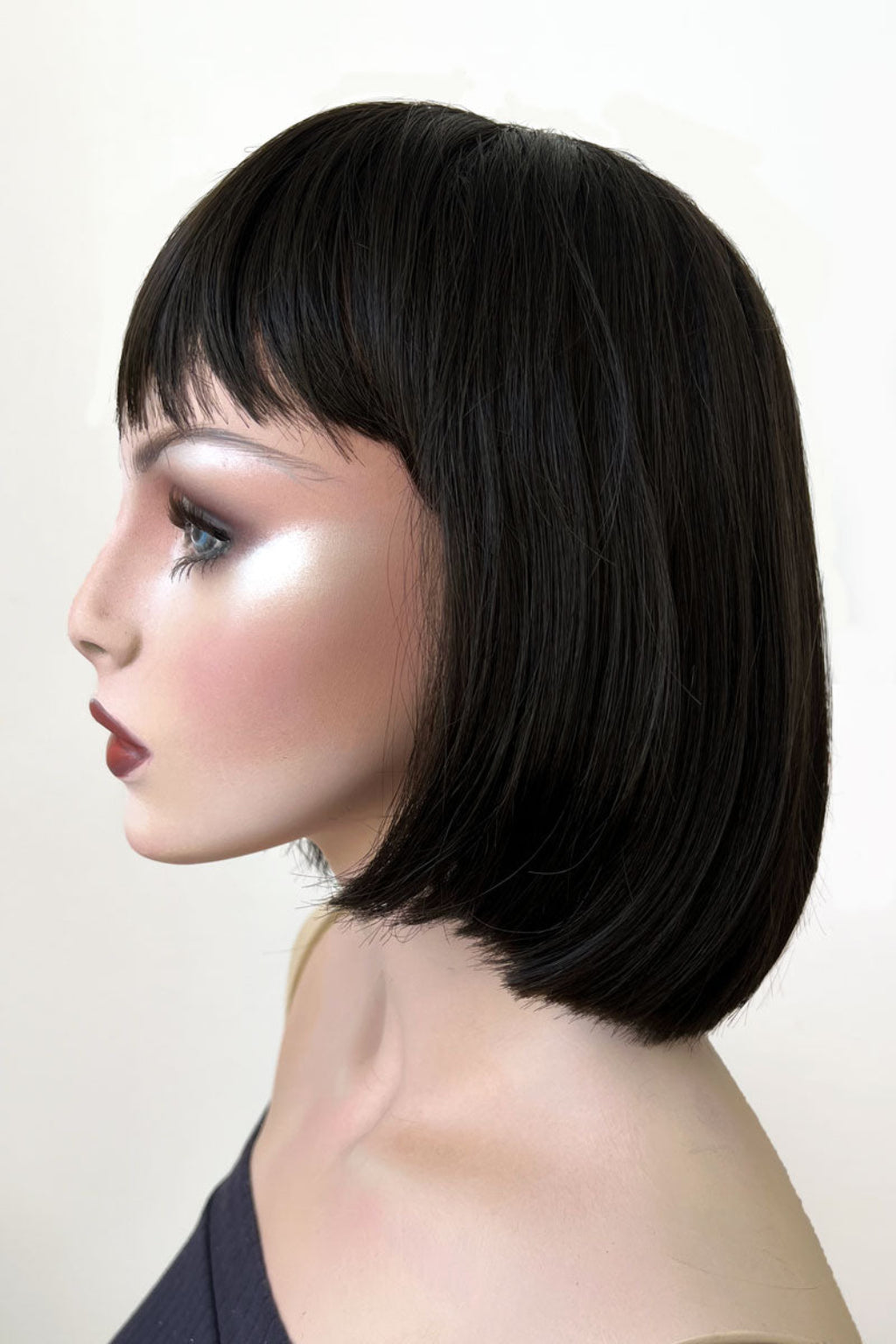 Brown bob wig, chic and stylish: Honour dark brown 4