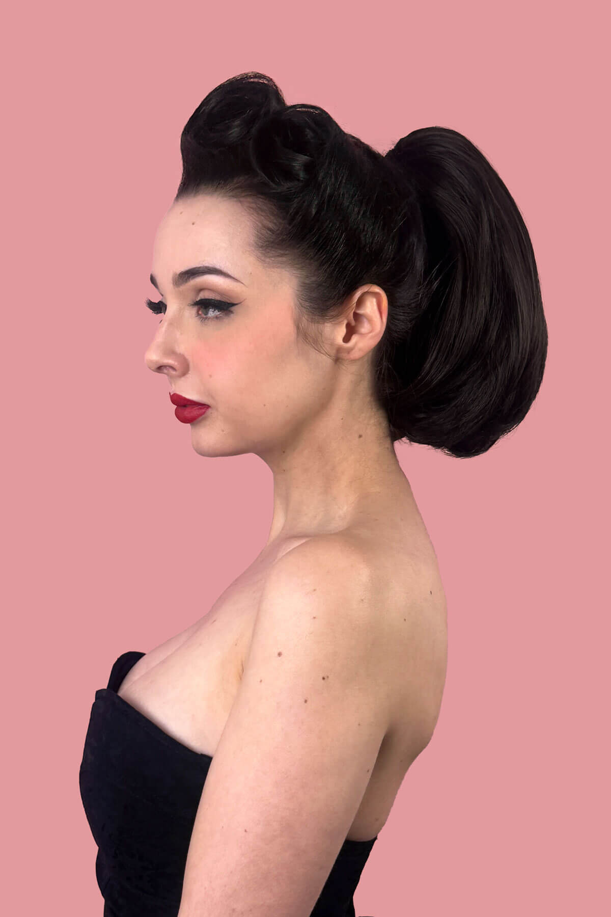 Woman with short ponytail extension hairpiece, straight, full & bouncy: Tanaya brown 4