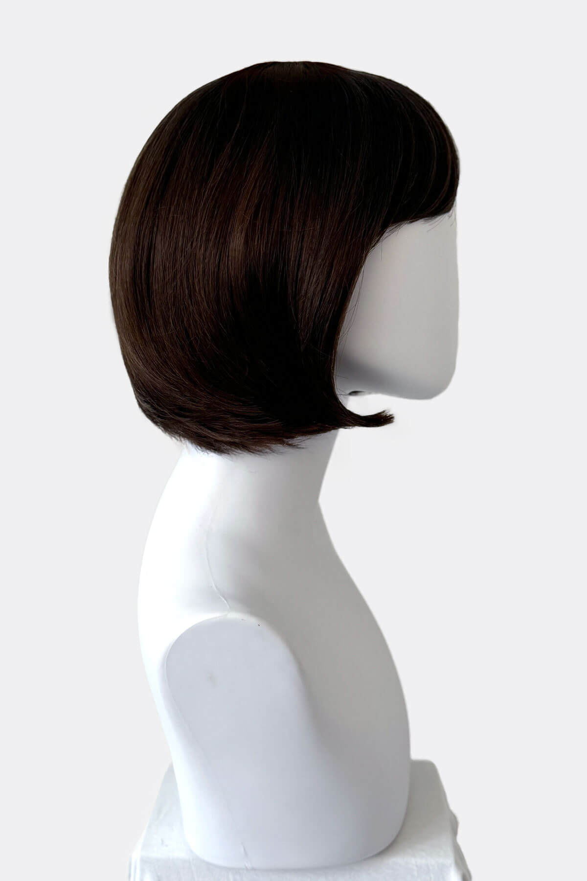 Dark brown pixie cut wig with reddish brown lowlights: Cierra