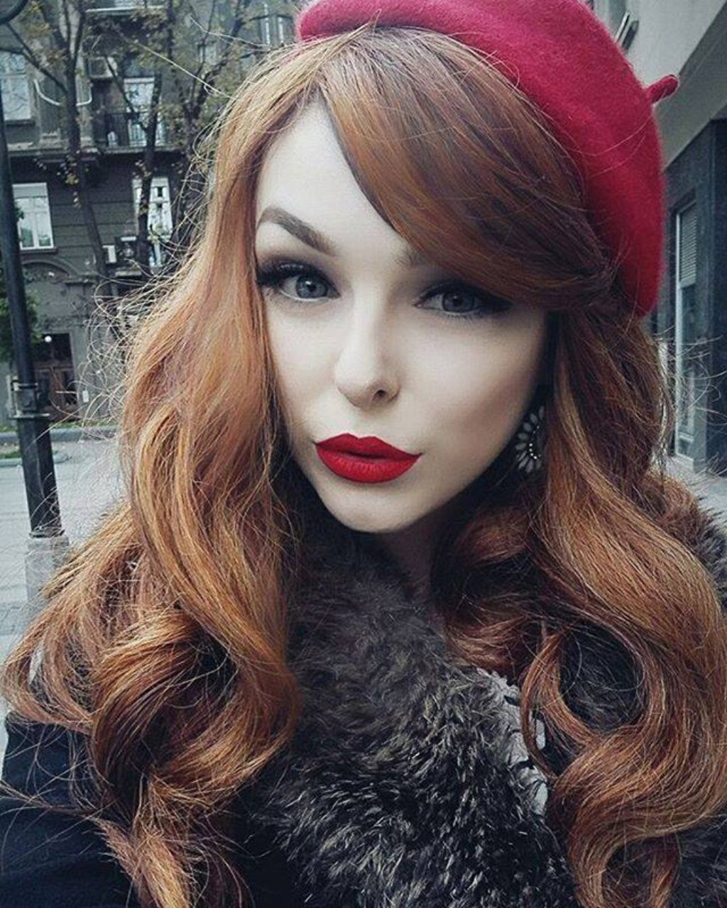 Red & auburn wig with blonde highlights, long: Freya