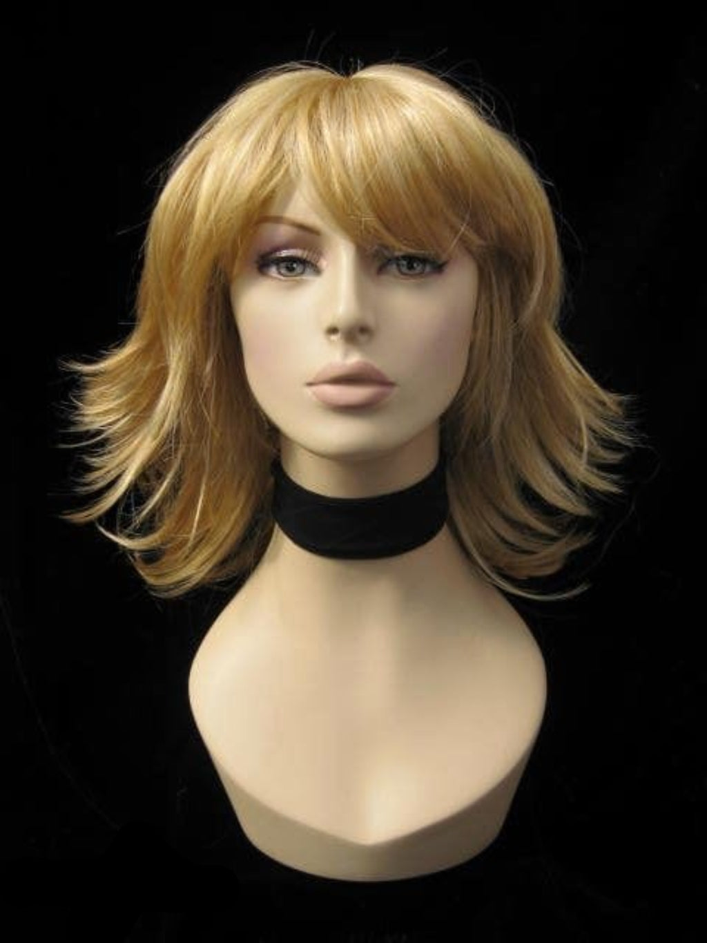 Wig, warm blonde with flicked tips: Mary