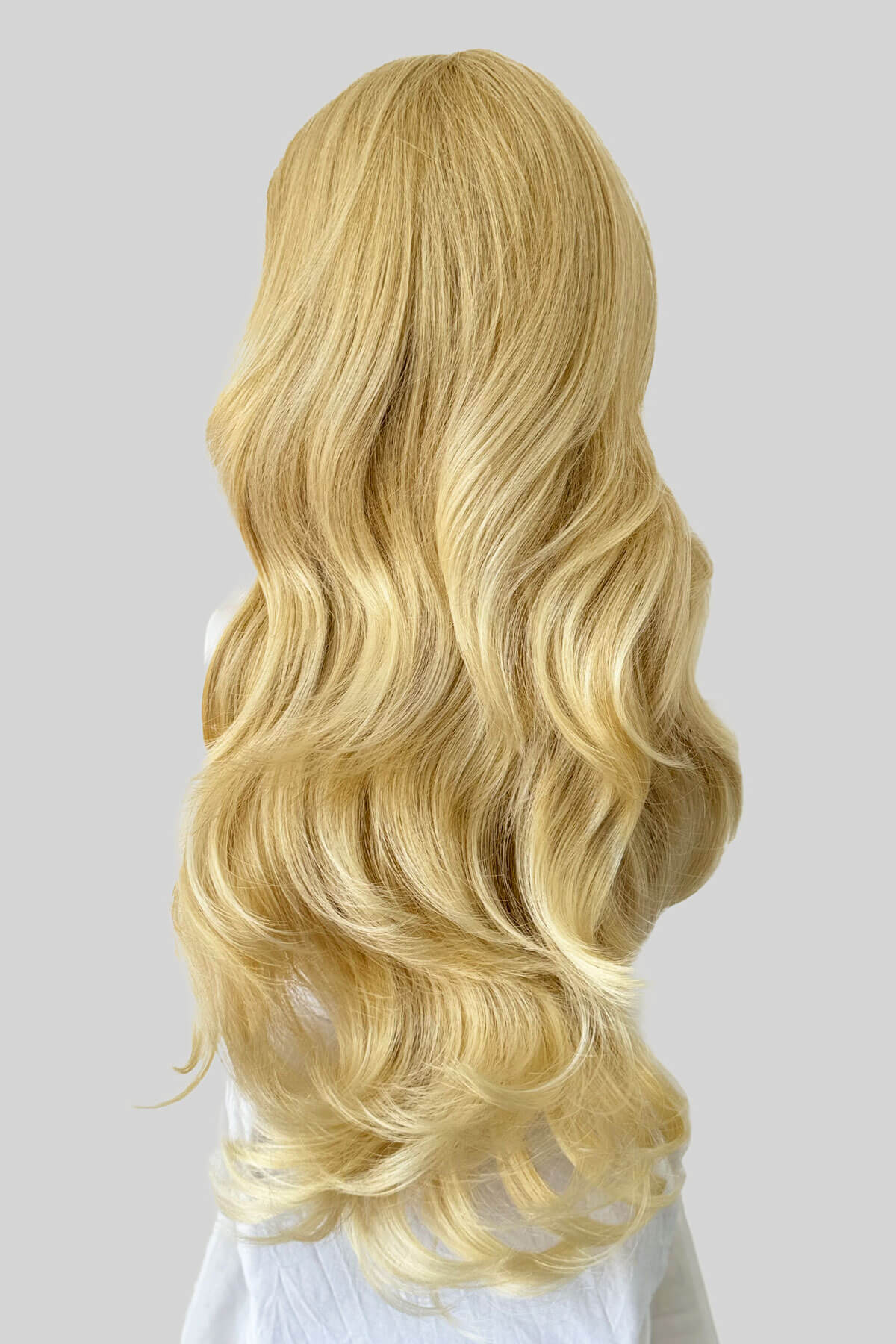 Long blonde half wig hairpiece (3/4 wig) loose curls: Frankii blonde 24BT613 from the back