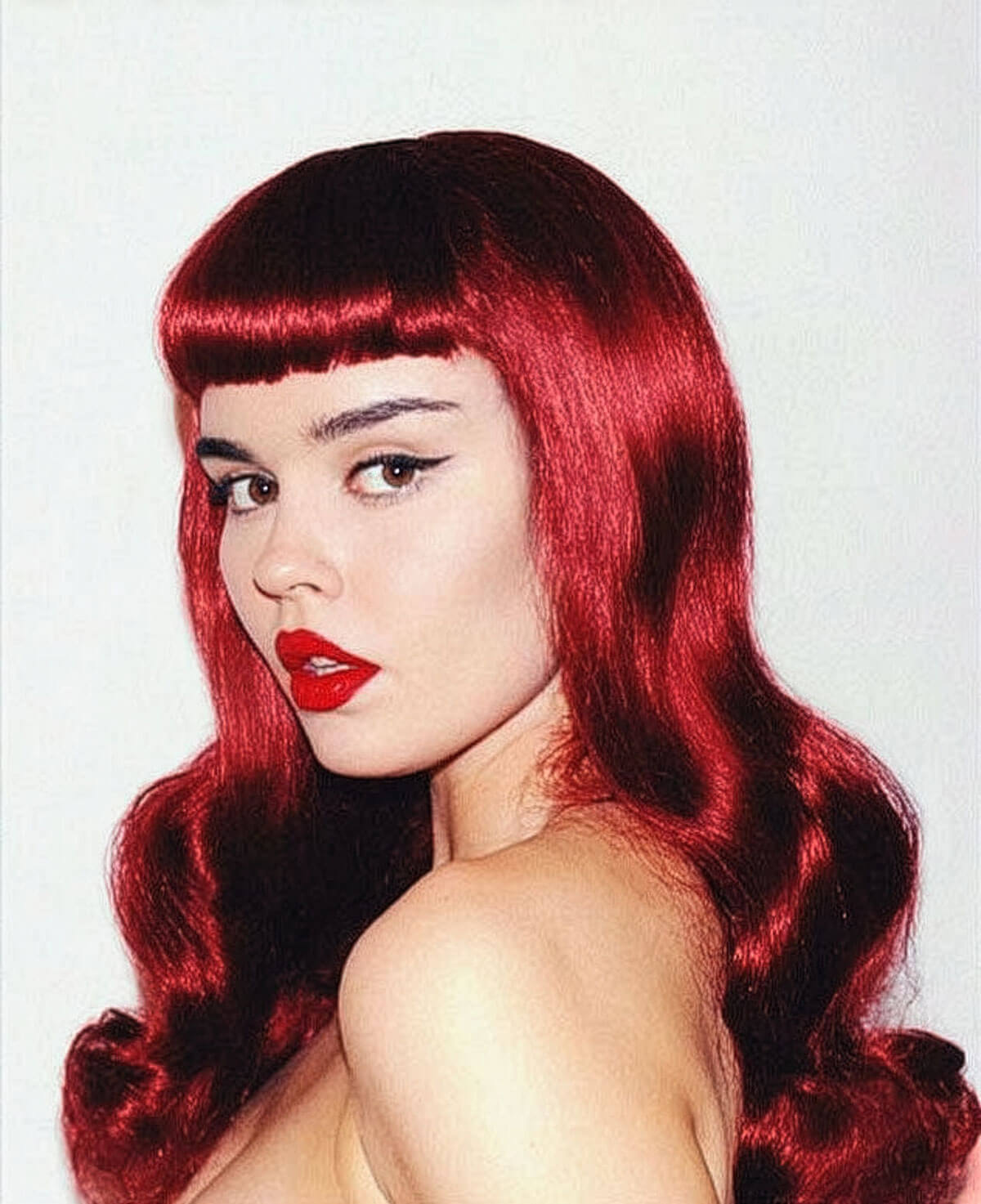 Long copper red 1950s pinup style wig, gently wavy with short fringe: Josefina