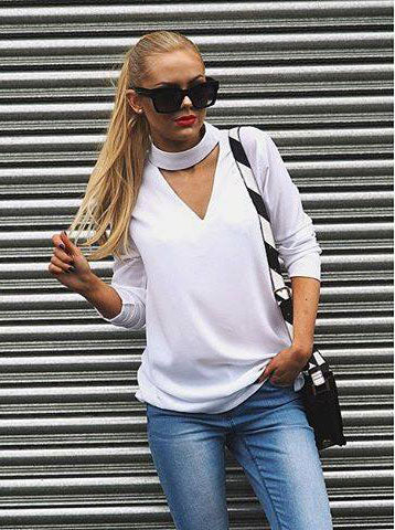 Annabelle's Wigs synthetic hair piece Long ponytail extension with gentle, sleek, layered waves: Mali blonde 24BH613